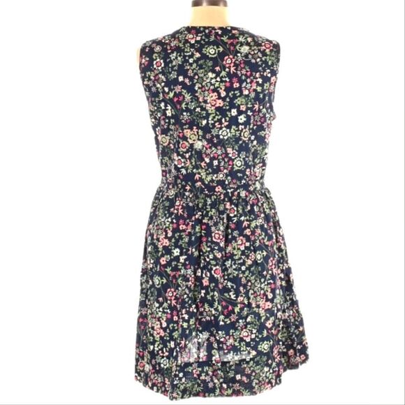 EC GAP FLORAL BUTTON UP TIE AT THE WAIST DRESS W/ POCKETS SZ.S - Picture 2 of 4